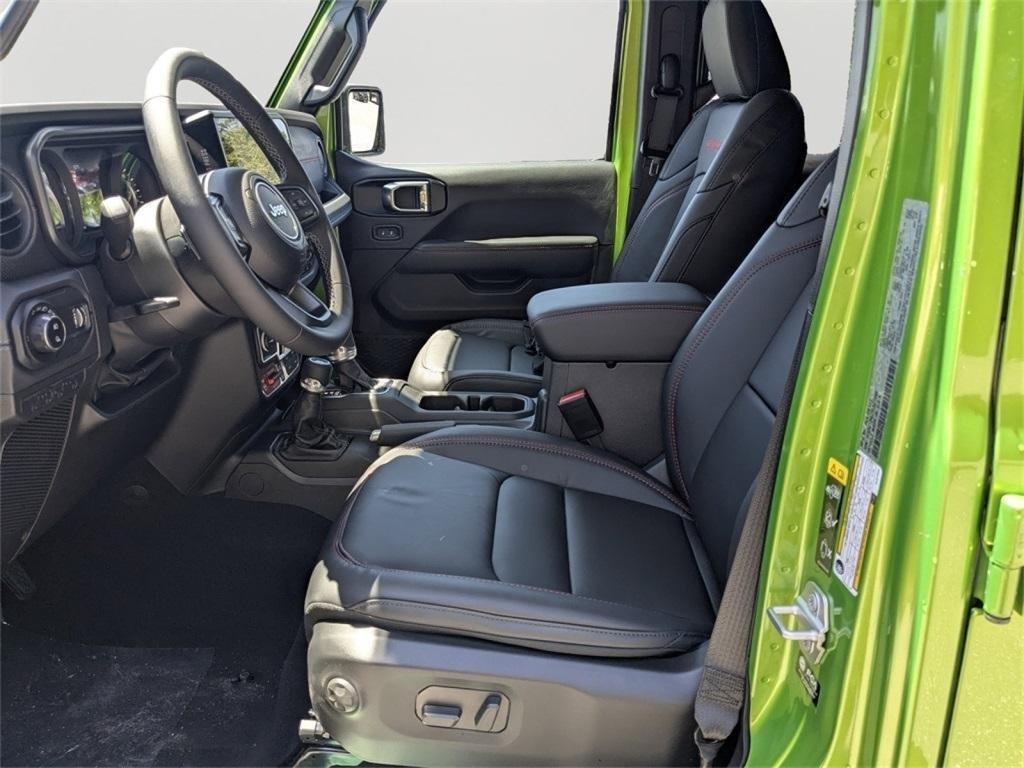 new 2025 Jeep Gladiator car, priced at $48,623