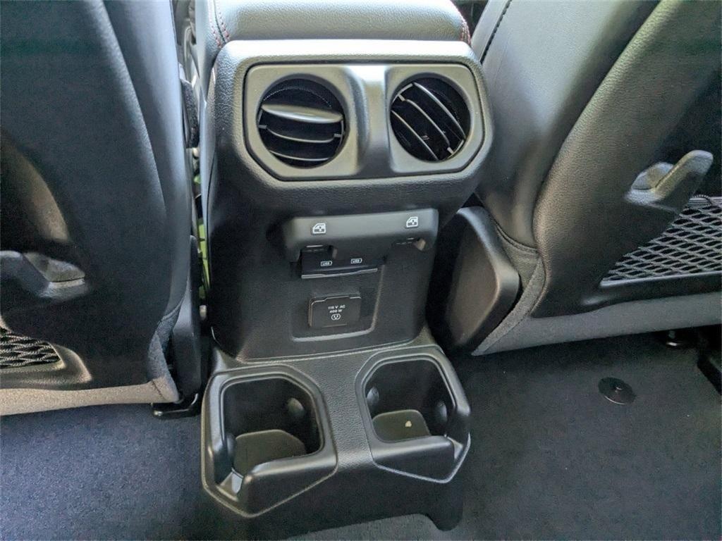 new 2025 Jeep Gladiator car, priced at $48,623