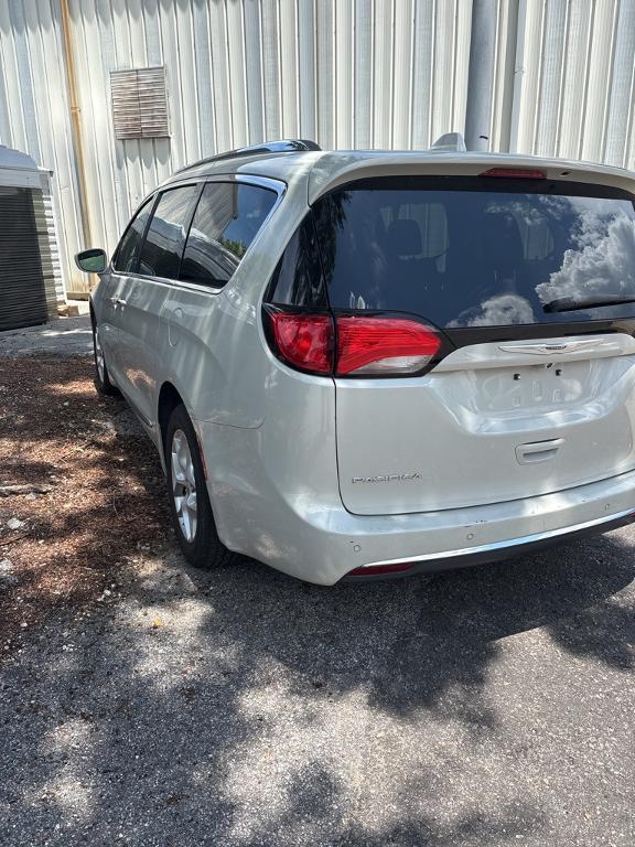 used 2020 Chrysler Pacifica car, priced at $21,985