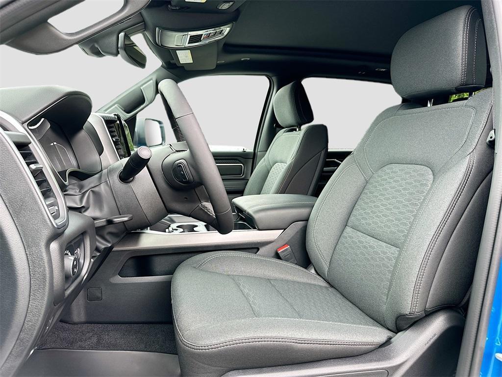 new 2025 Ram 1500 car, priced at $48,832