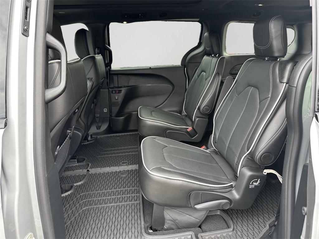 new 2026 Chrysler Pacifica car, priced at $51,631