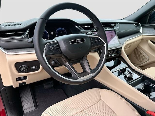 new 2025 Jeep Grand Cherokee L car, priced at $48,262