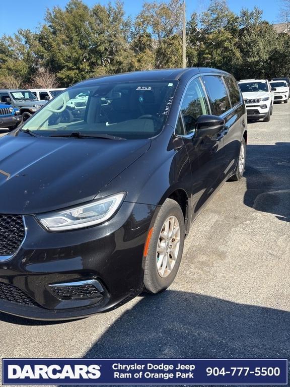 used 2023 Chrysler Pacifica car, priced at $23,553