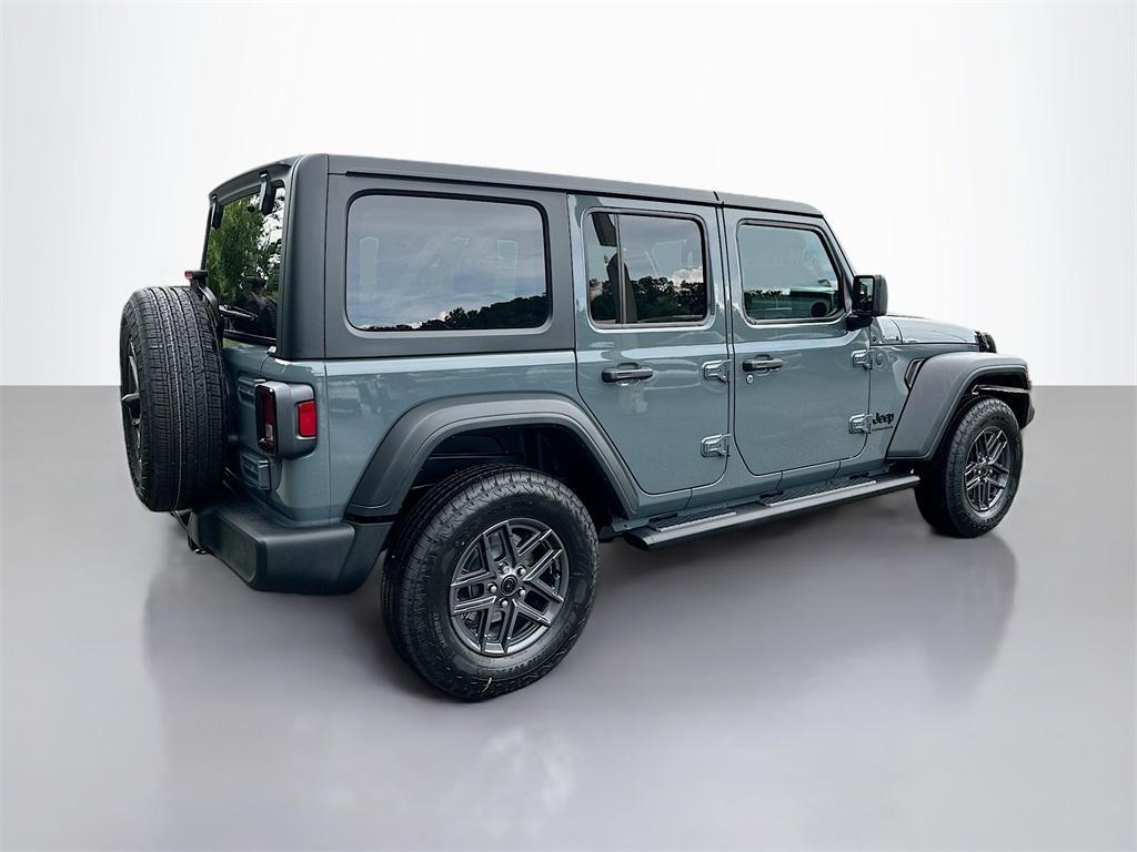 new 2025 Jeep Wrangler car, priced at $45,924