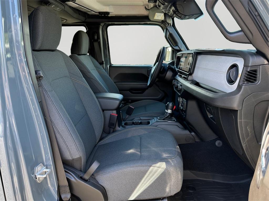 new 2025 Jeep Wrangler car, priced at $43,228