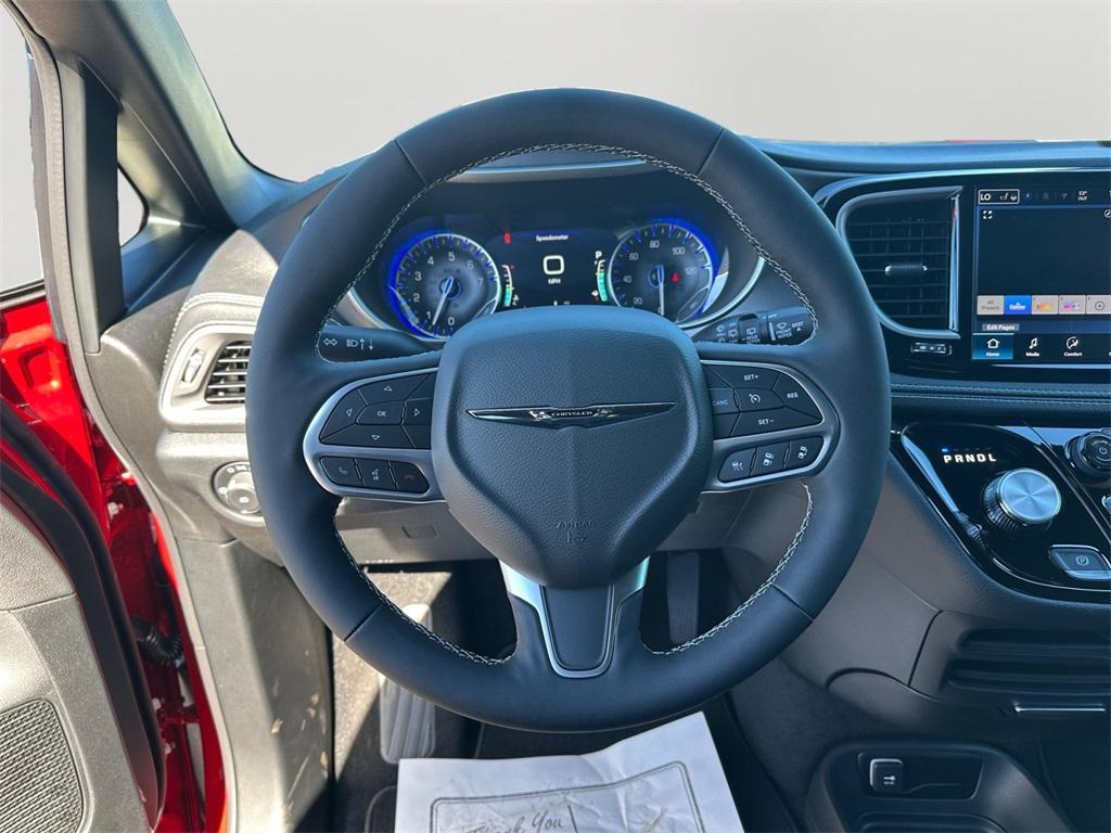 new 2026 Chrysler Pacifica car, priced at $47,445