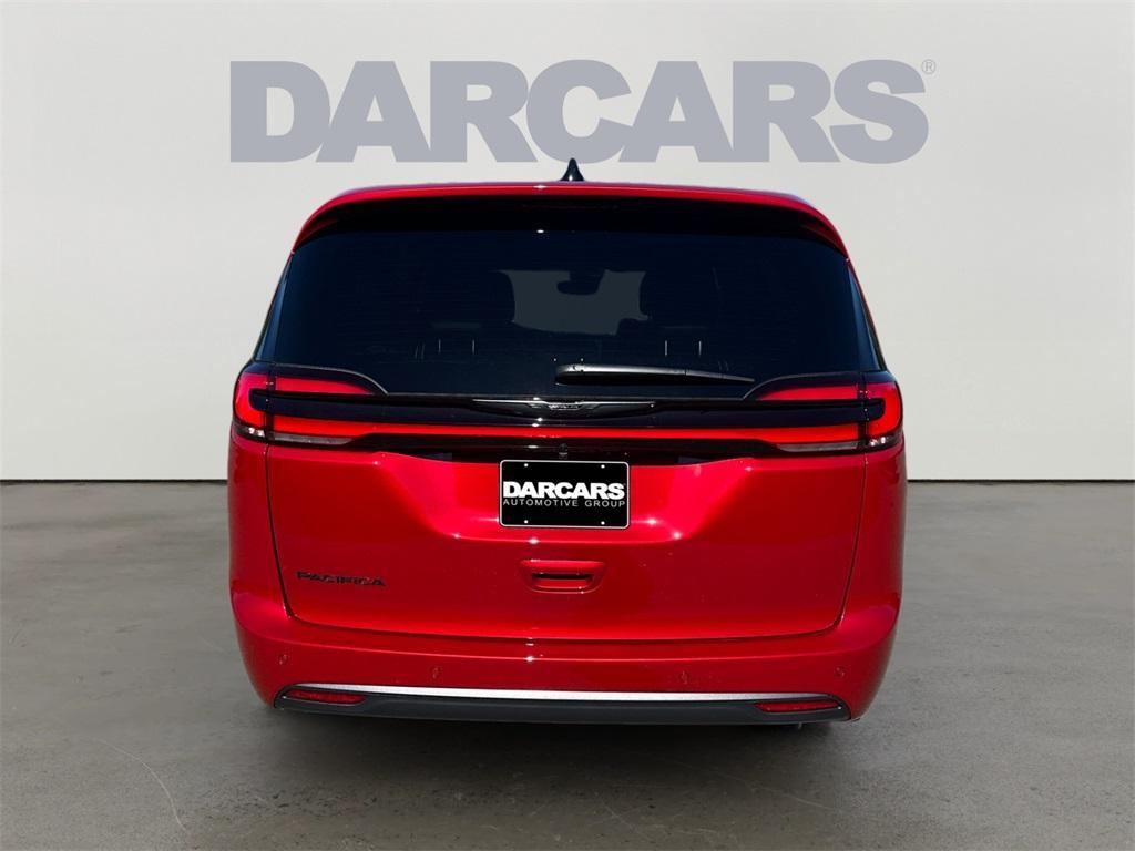 new 2026 Chrysler Pacifica car, priced at $47,445