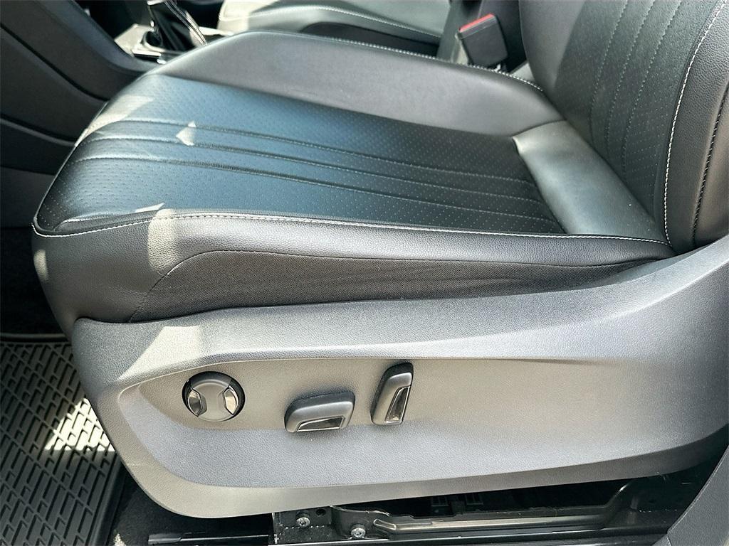 used 2022 Volkswagen Tiguan car, priced at $21,800