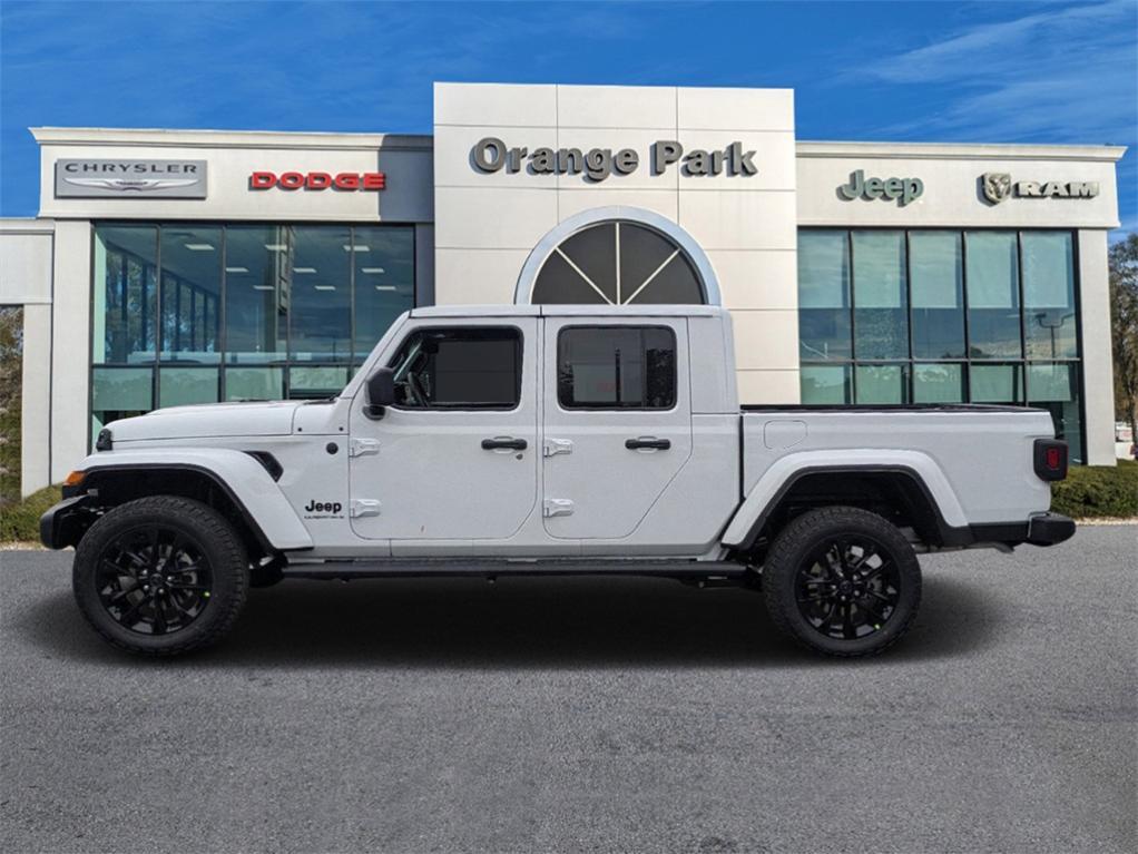 new 2025 Jeep Gladiator car, priced at $41,206