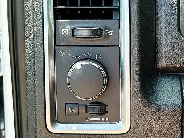 used 2022 Ram 1500 Classic car, priced at $34,385