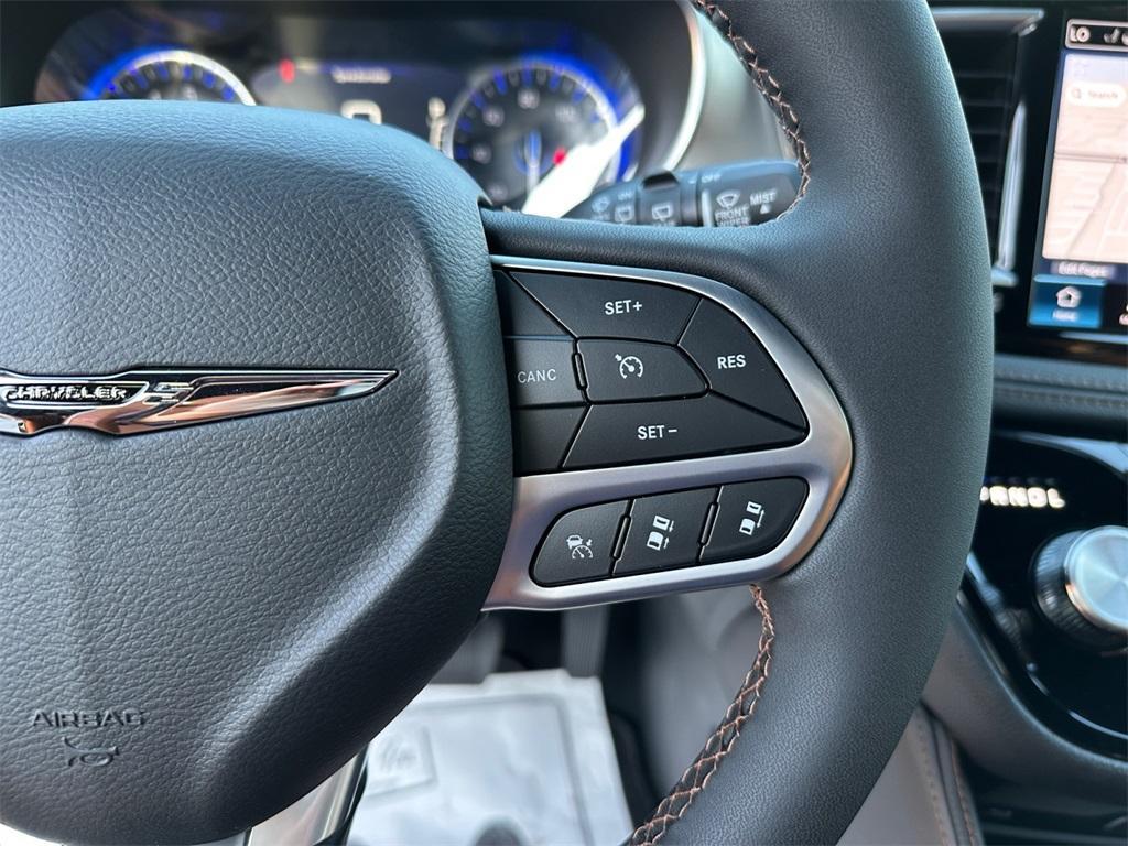 new 2026 Chrysler Pacifica car, priced at $51,044