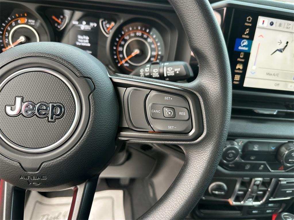 new 2026 Jeep Wrangler car, priced at $46,686