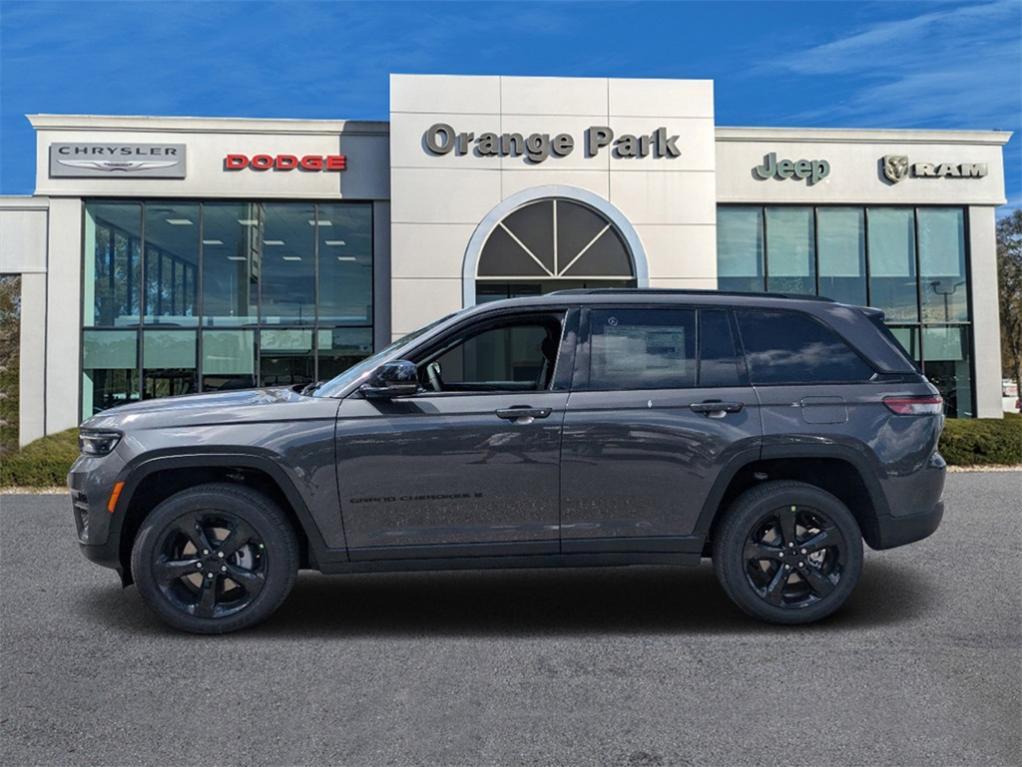 new 2025 Jeep Grand Cherokee car, priced at $40,510