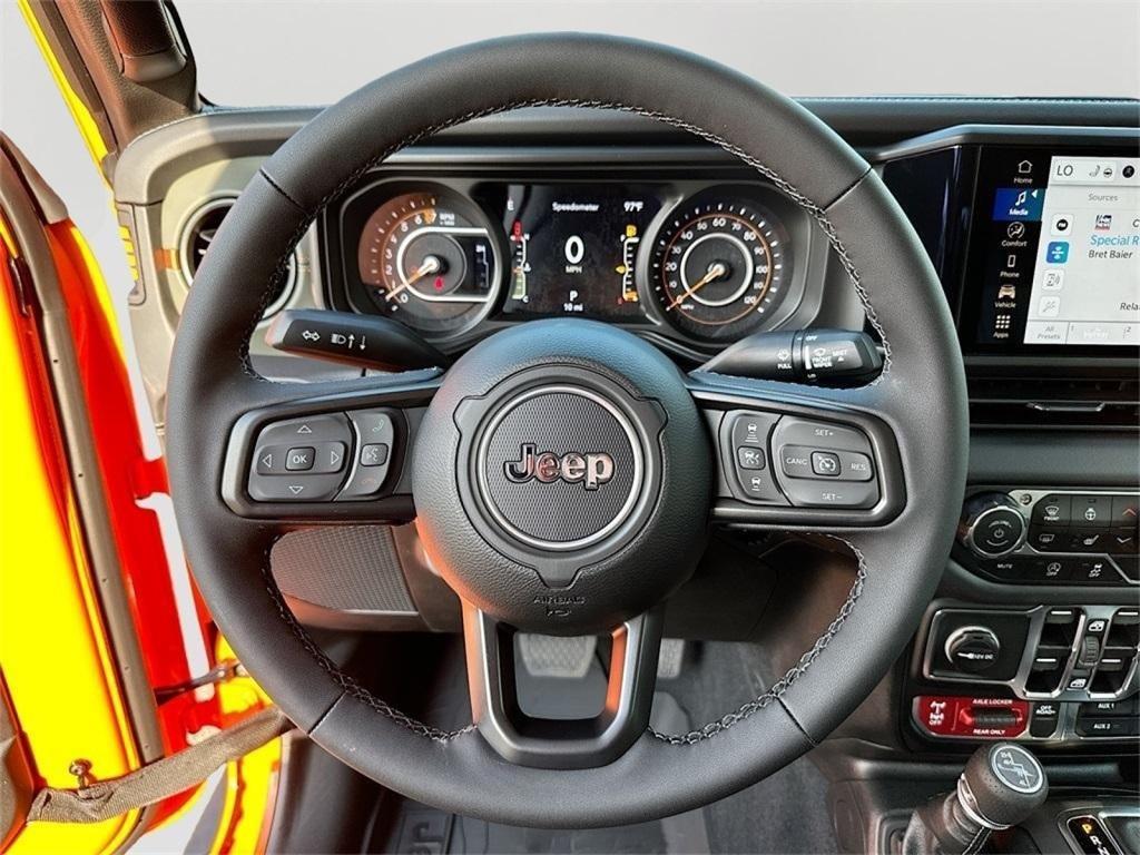 new 2025 Jeep Gladiator car, priced at $49,113