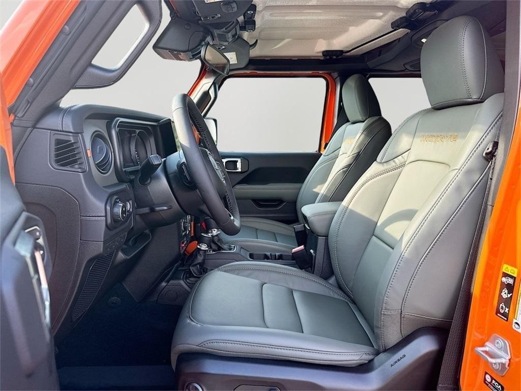 new 2025 Jeep Gladiator car, priced at $49,113