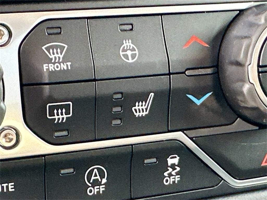 new 2025 Jeep Gladiator car, priced at $49,113