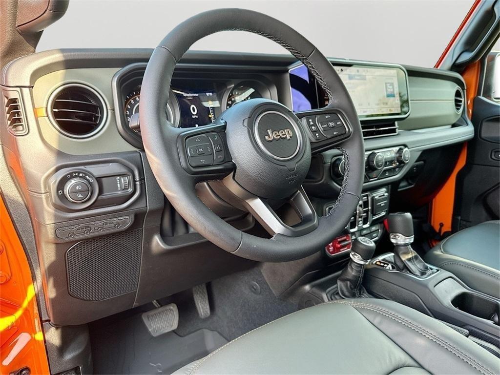 new 2025 Jeep Gladiator car, priced at $49,113