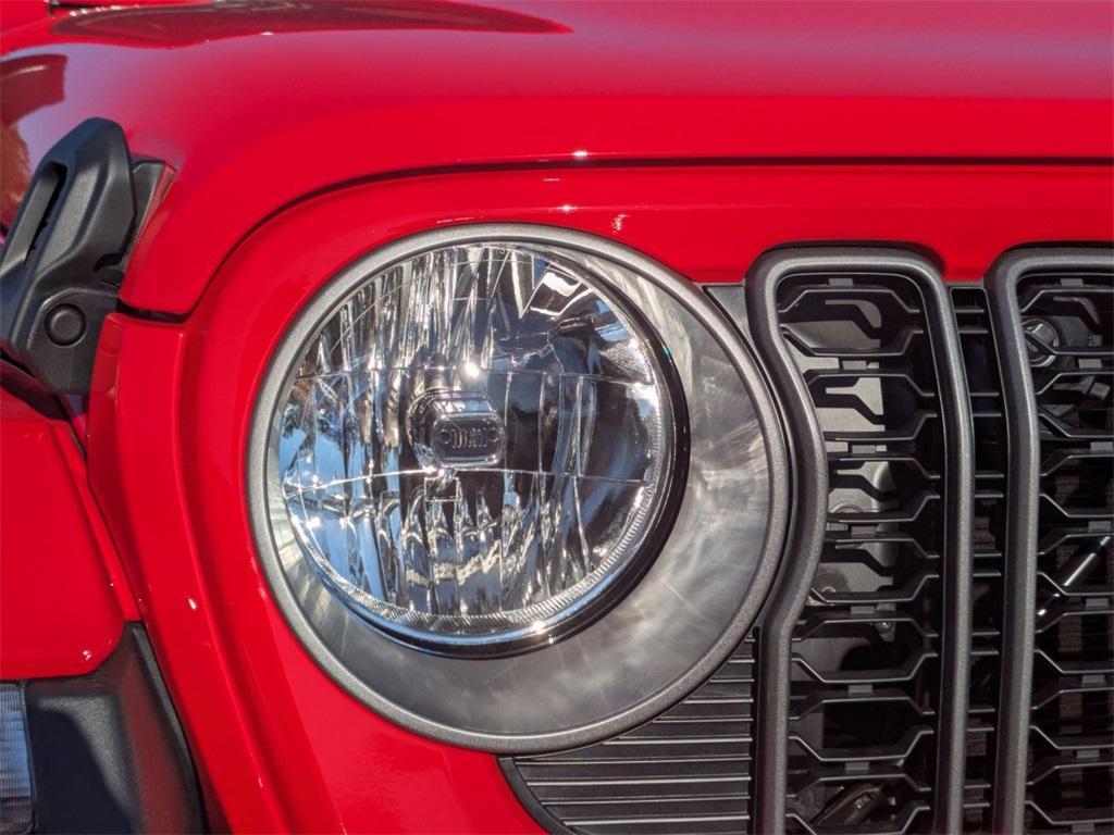 new 2025 Jeep Gladiator car, priced at $41,242