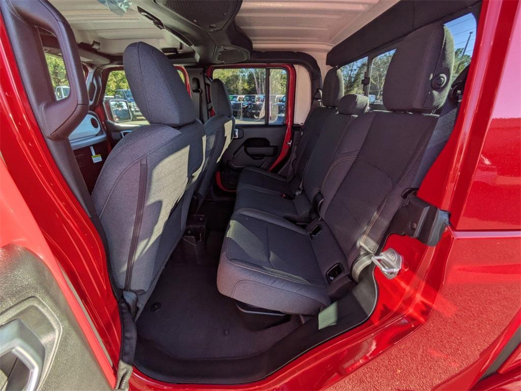 new 2025 Jeep Gladiator car, priced at $41,242