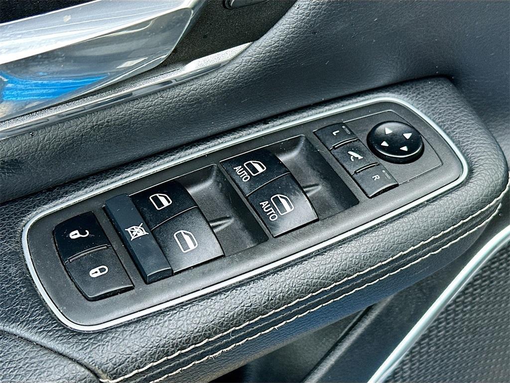 used 2021 Ram 1500 car, priced at $30,200