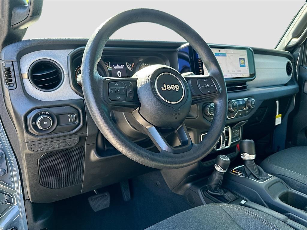 new 2025 Jeep Wrangler car, priced at $38,454