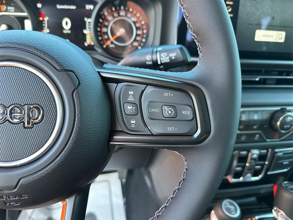 new 2025 Jeep Gladiator car, priced at $49,864