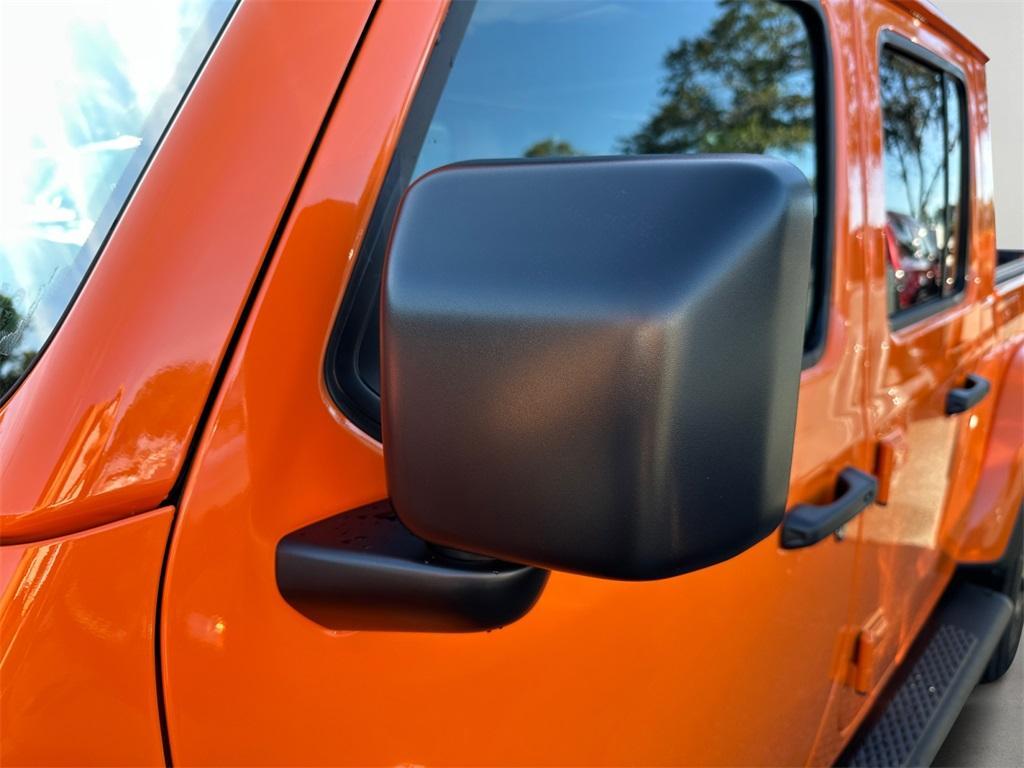 new 2025 Jeep Gladiator car, priced at $49,864