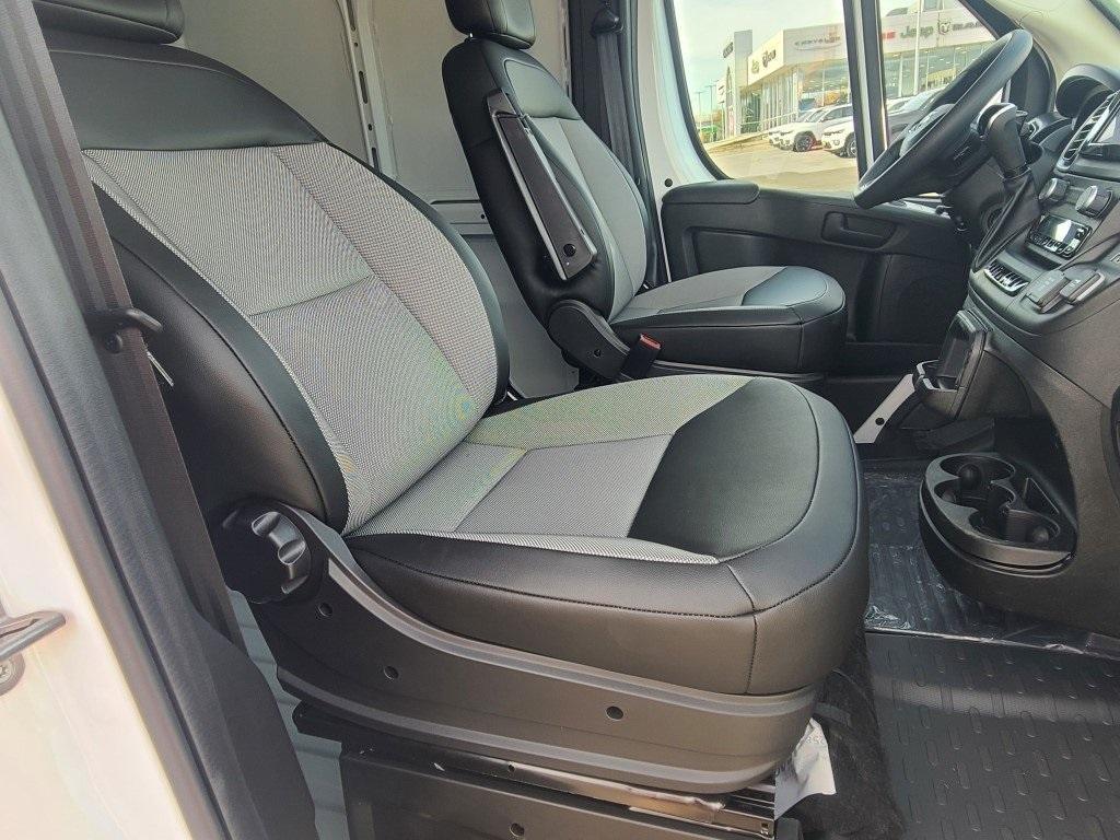 new 2024 Ram ProMaster 2500 car, priced at $48,110