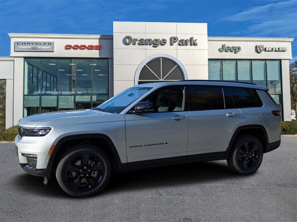 new 2025 Jeep Grand Cherokee L car, priced at $49,902