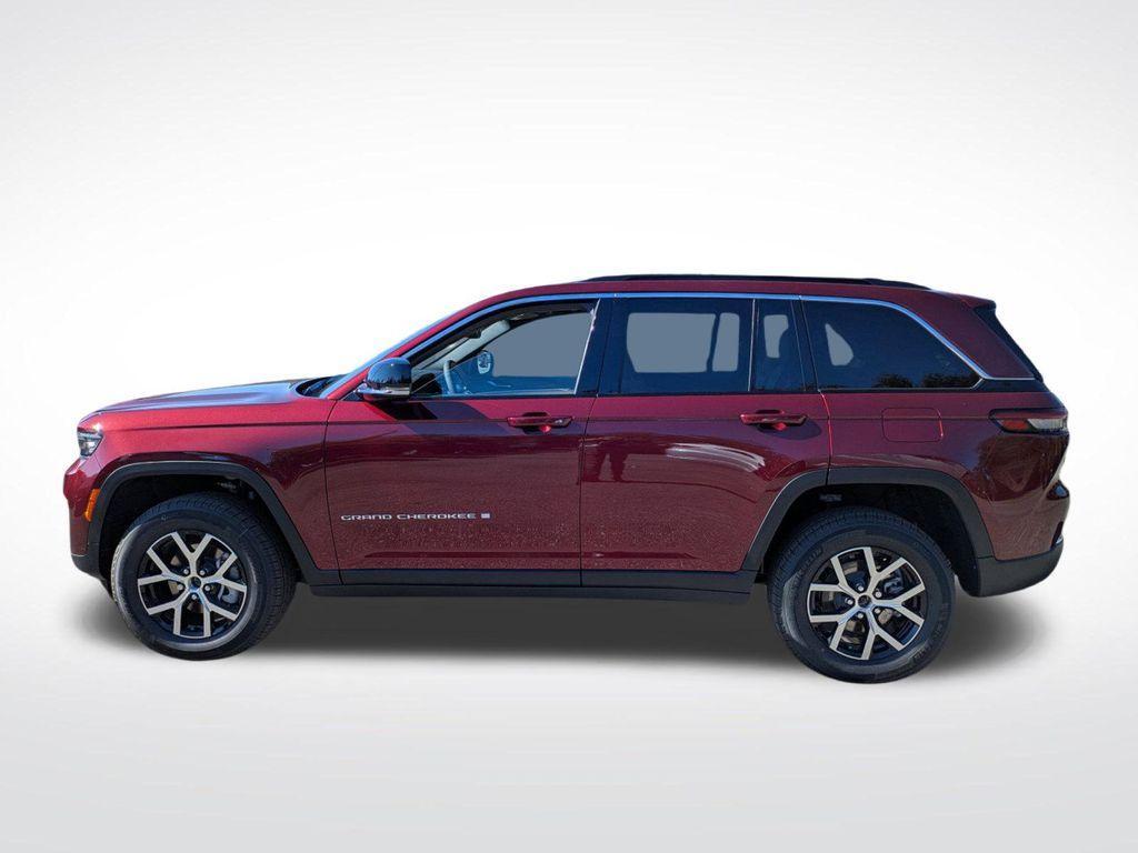 new 2025 Jeep Grand Cherokee car, priced at $42,706