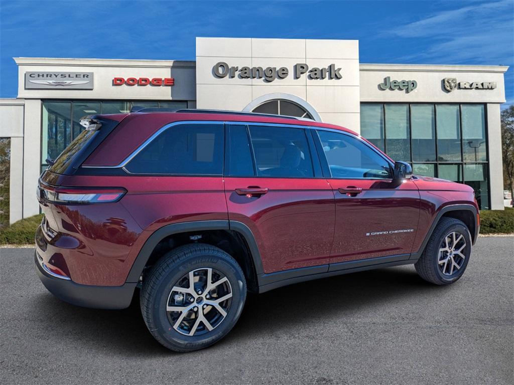 new 2025 Jeep Grand Cherokee car, priced at $45,806