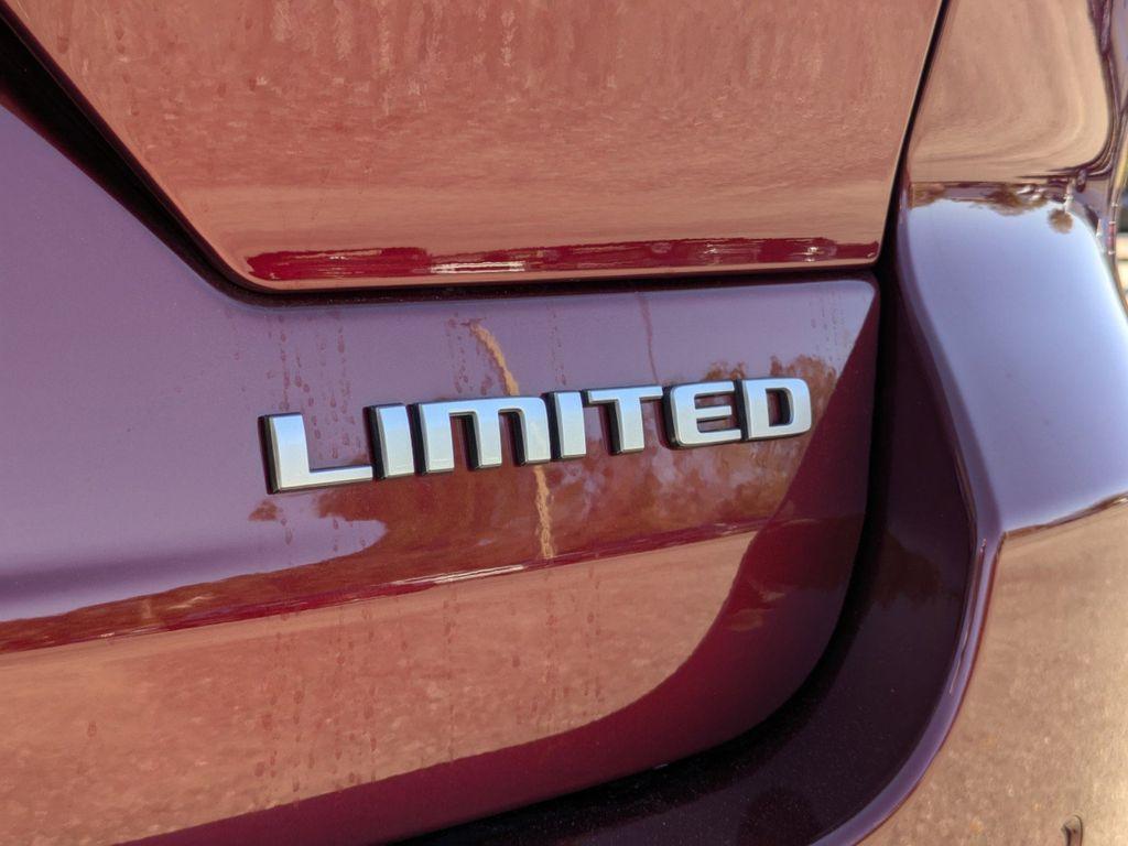 new 2025 Jeep Grand Cherokee car, priced at $42,706