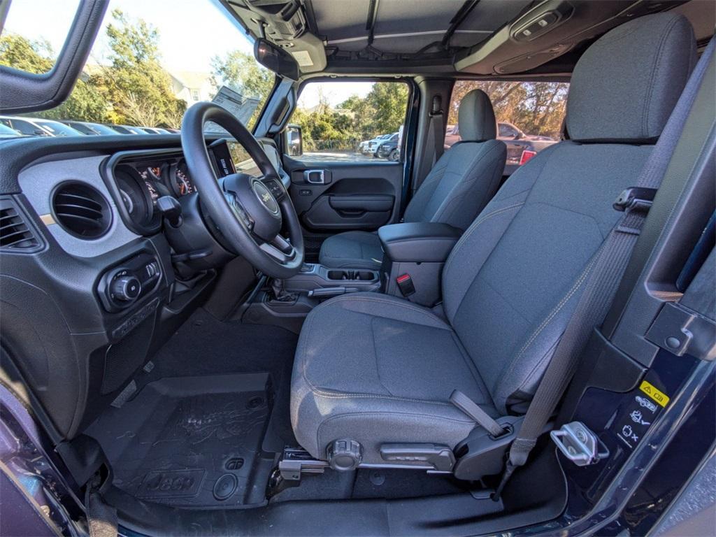 new 2025 Jeep Wrangler car, priced at $35,832