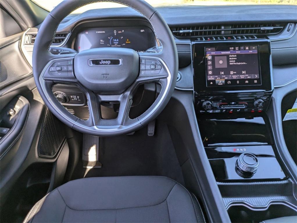 new 2025 Jeep Grand Cherokee L car, priced at $41,096