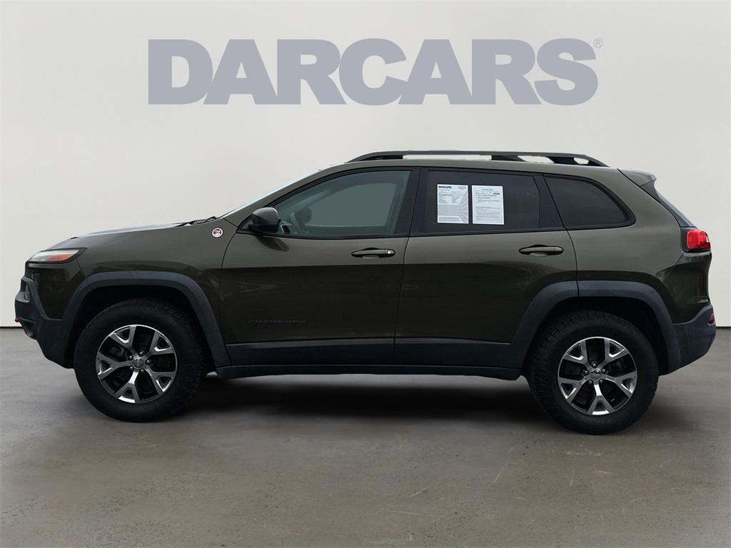 used 2015 Jeep Cherokee car, priced at $10,500