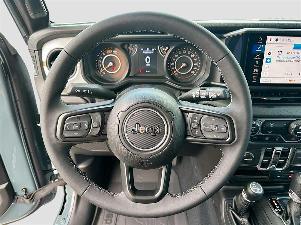 new 2025 Jeep Wrangler car, priced at $46,681