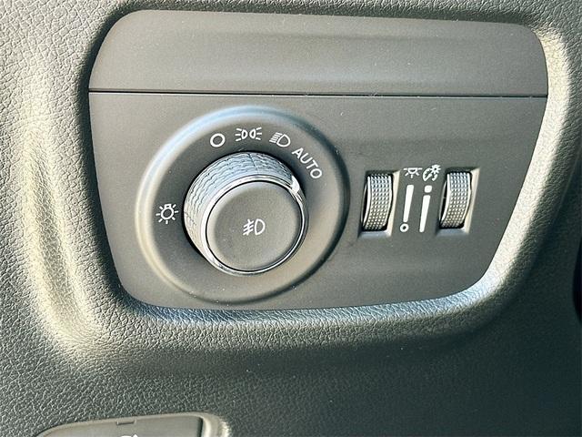 new 2025 Jeep Grand Cherokee L car, priced at $62,284