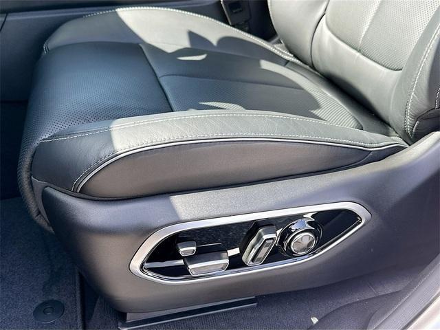 new 2025 Jeep Grand Cherokee L car, priced at $62,284