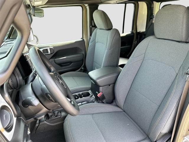 new 2025 Jeep Gladiator car, priced at $42,436