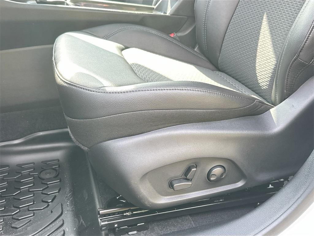 new 2025 Jeep Compass car, priced at $27,679