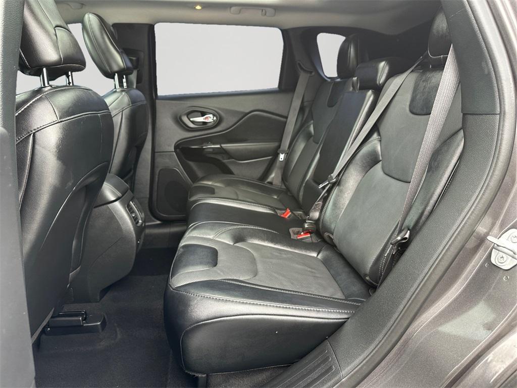 used 2023 Jeep Cherokee car, priced at $23,000