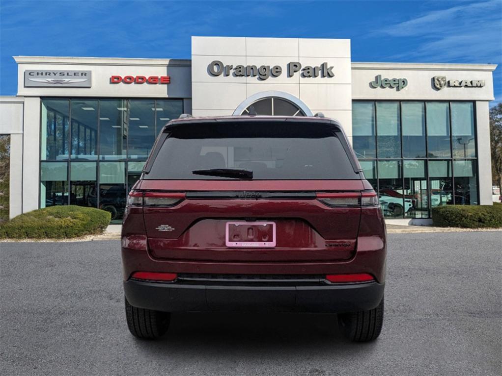 new 2025 Jeep Grand Cherokee car, priced at $44,932