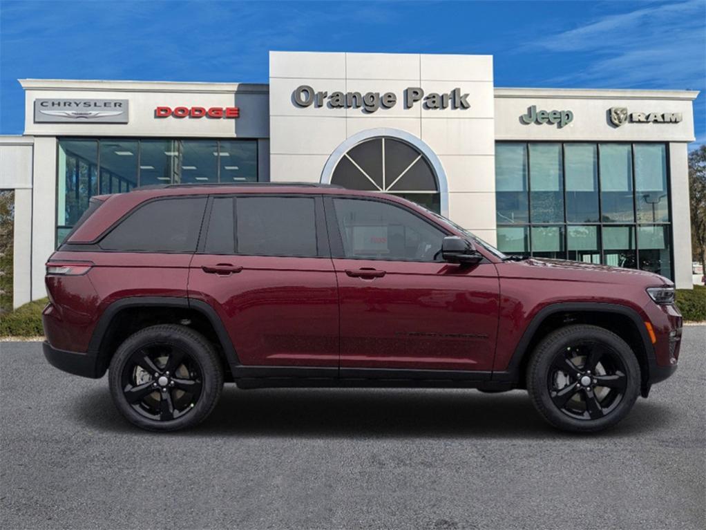 new 2025 Jeep Grand Cherokee car, priced at $44,932