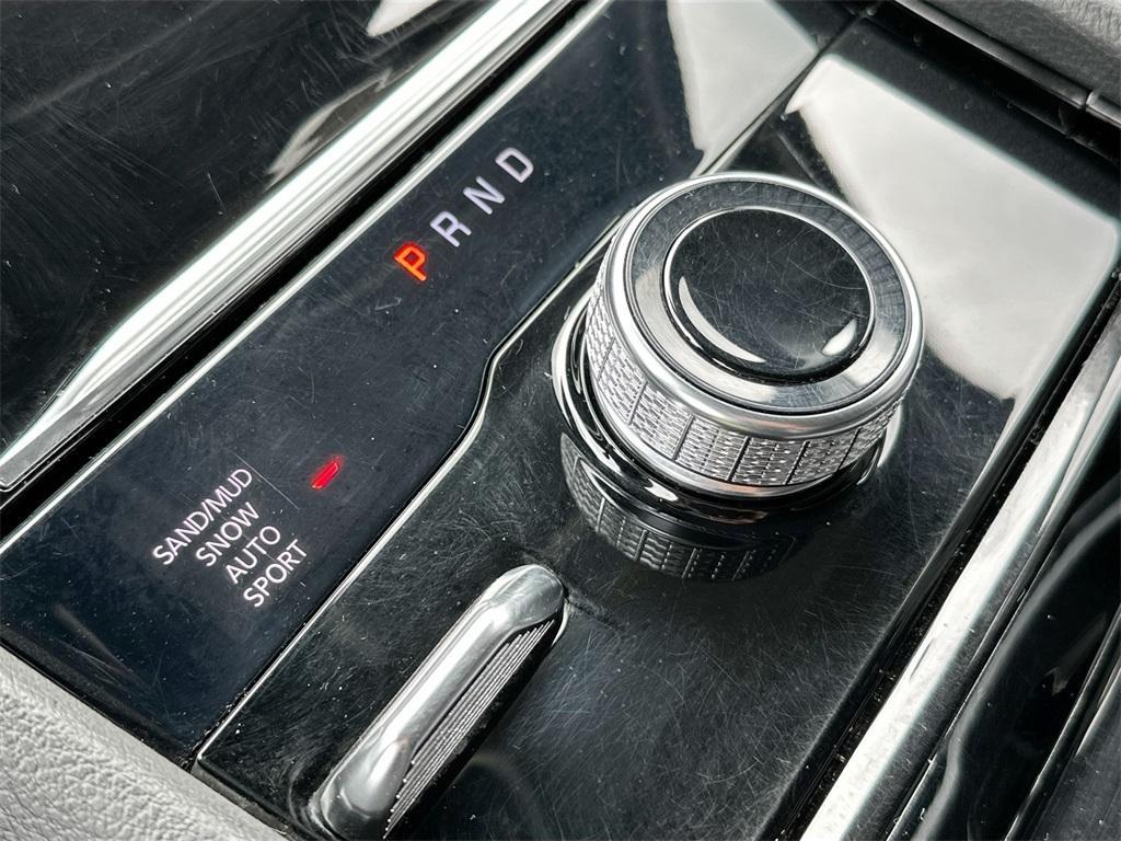 used 2023 Jeep Grand Cherokee car, priced at $33,222