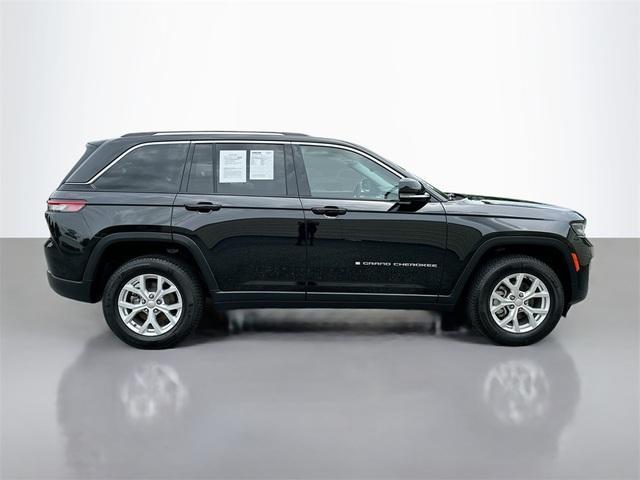 used 2023 Jeep Grand Cherokee car, priced at $33,333