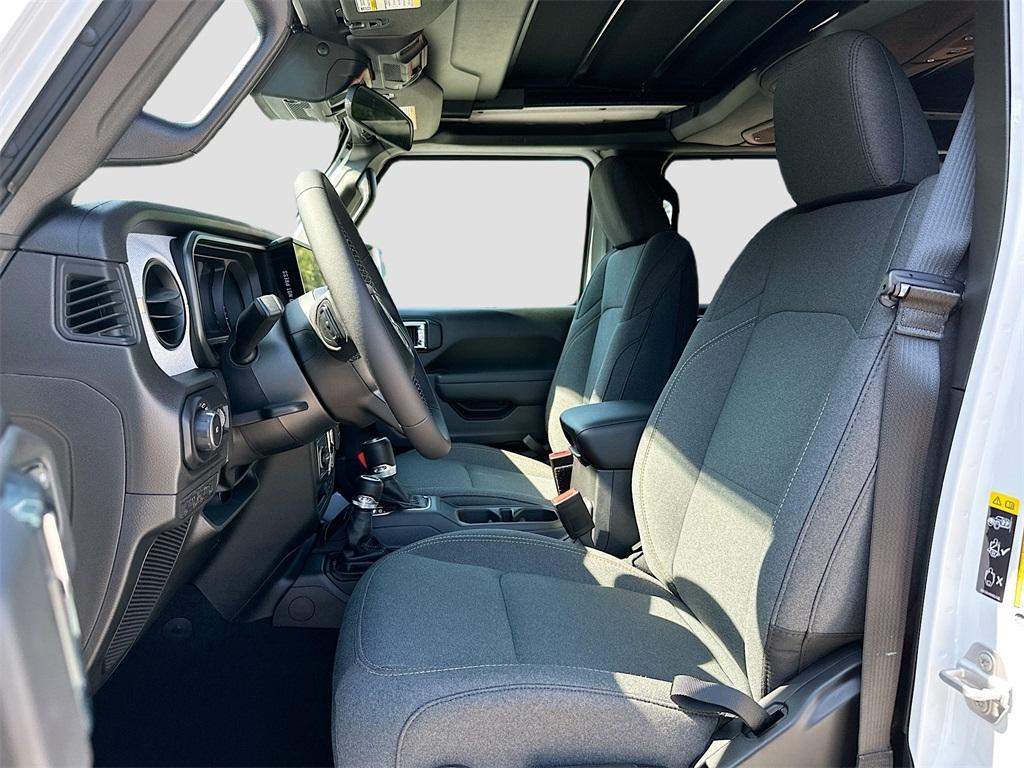 new 2025 Jeep Wrangler car, priced at $46,855