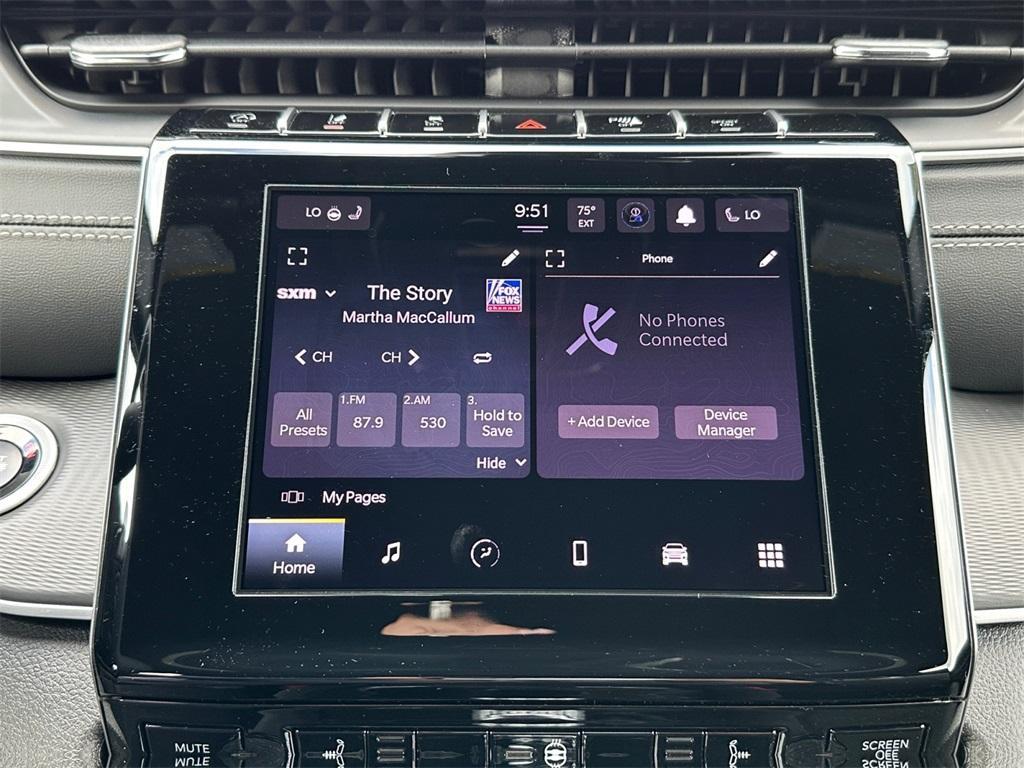 new 2025 Jeep Grand Cherokee car, priced at $41,501