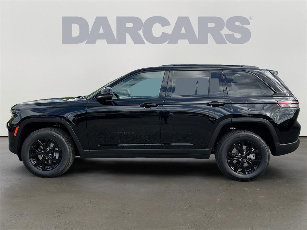 new 2025 Jeep Grand Cherokee car, priced at $41,501
