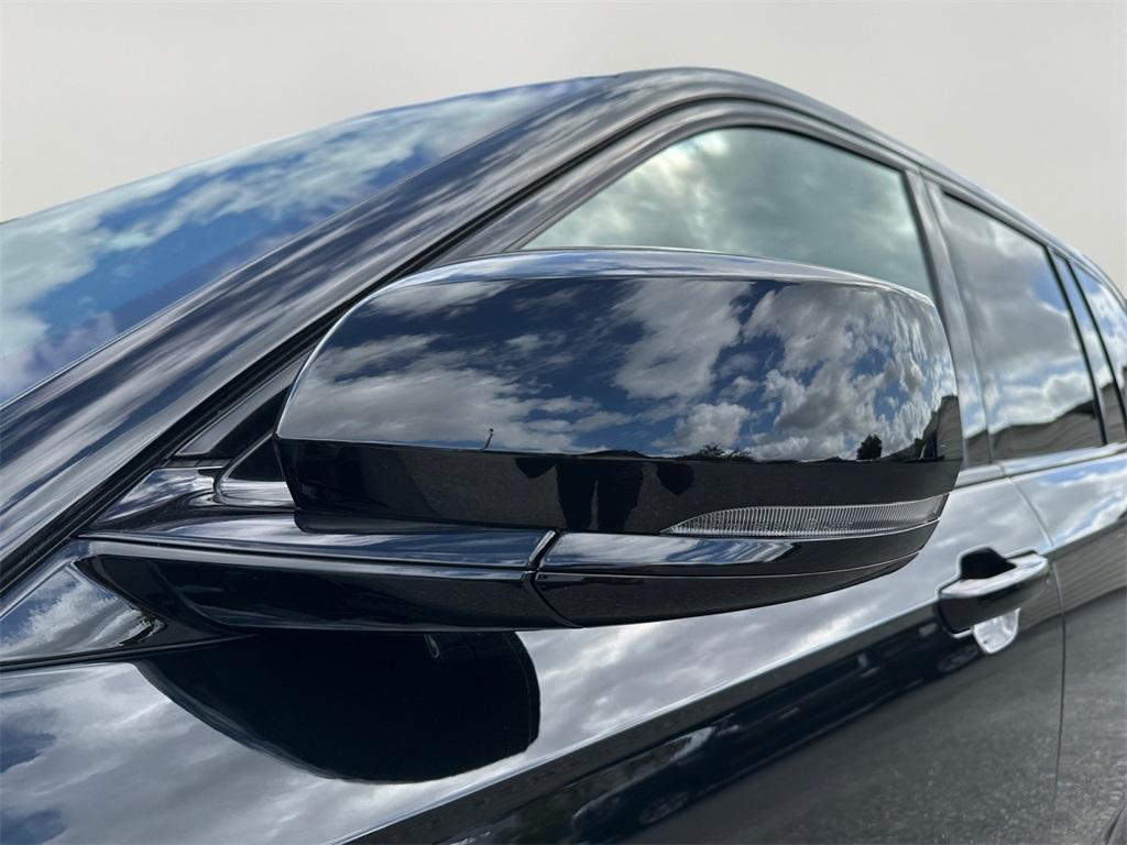 new 2025 Jeep Grand Cherokee car, priced at $41,501
