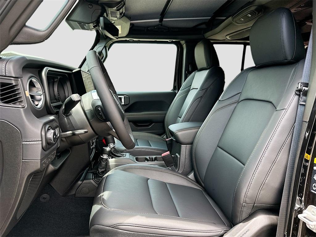 new 2025 Jeep Wrangler car, priced at $48,005